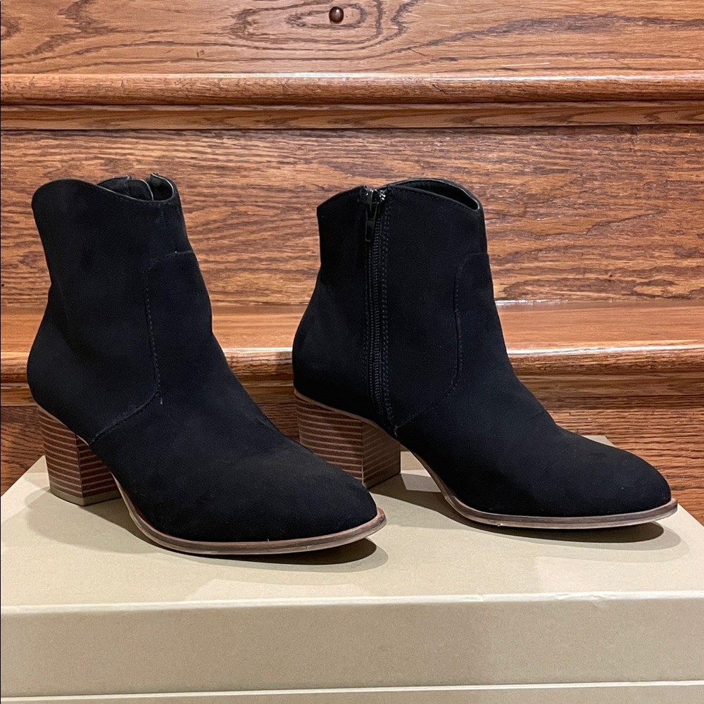 LOFT Black Ankle Booties with Brown Heel